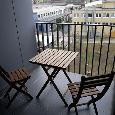 Apartment Exclusive Kolbenova Next To Subway Prague